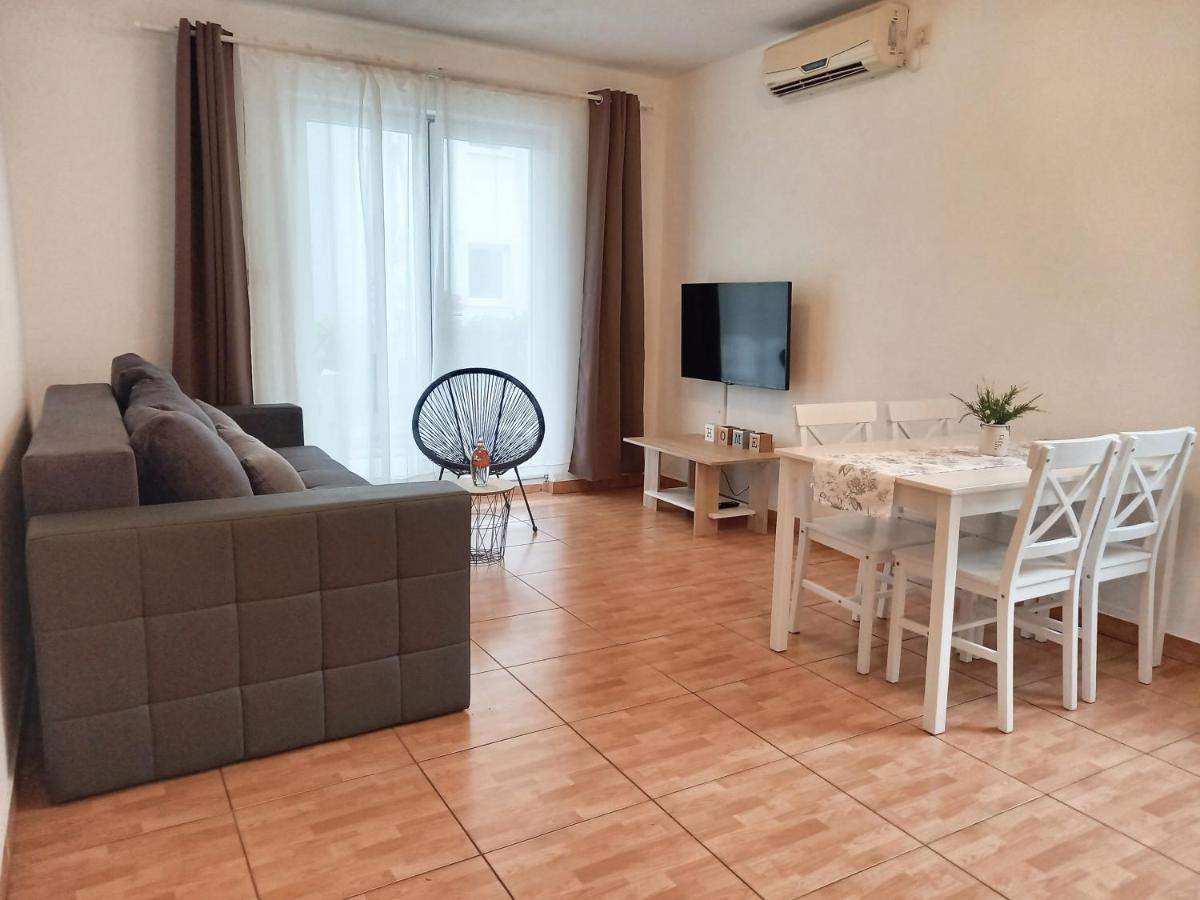Apartments Marusic Makarska Exteriör bild