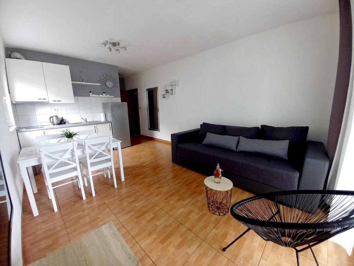 Apartments Marusic Makarska Exteriör bild